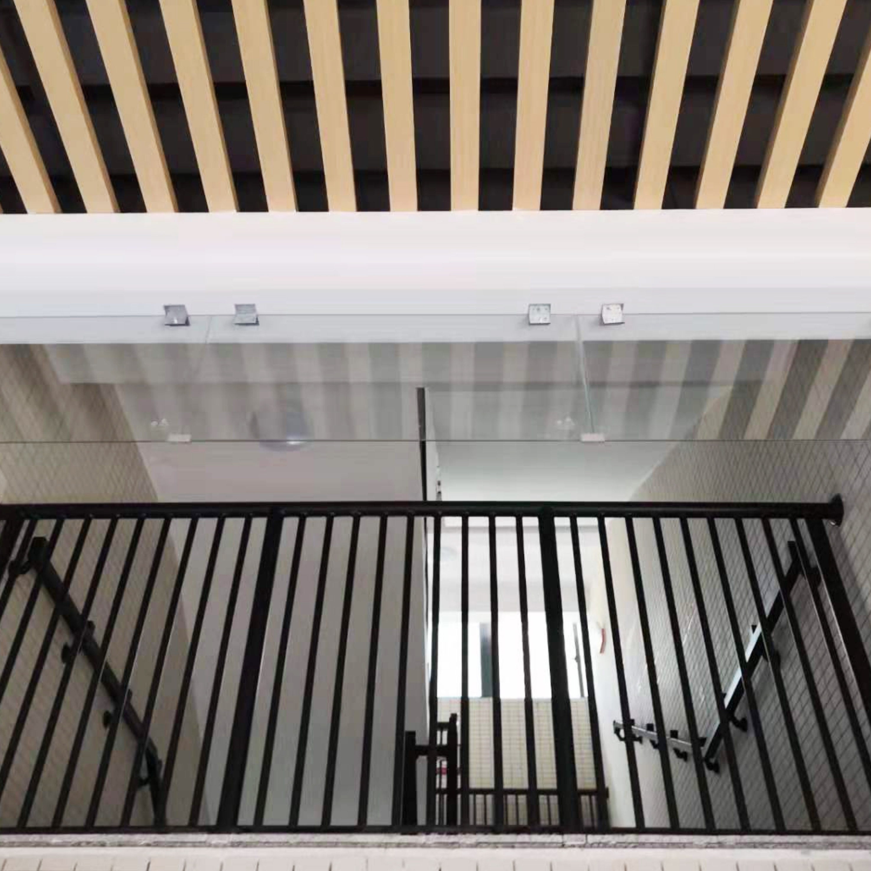 擋煙垂壁用哪些材質(zhì)比較好？