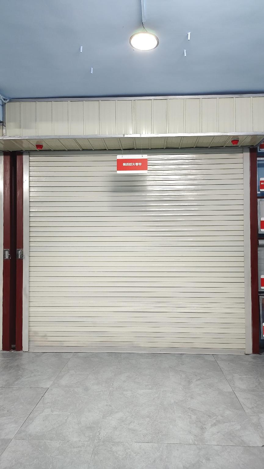 鋼質(zhì)防火卷簾門(mén)GFYJ-300300-FY3-Cz-D-80發(fā)展前景怎么樣？愿意選擇用戶(hù)多嗎？